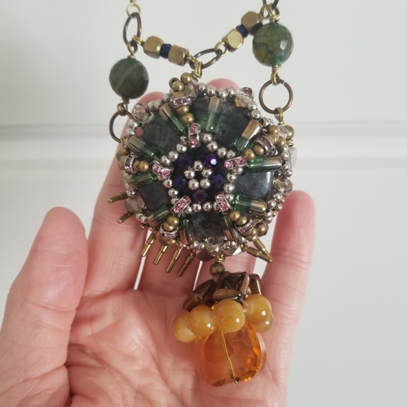 LAST CHANCE: Amazing Anthro necklace! - Picture 4 of 4